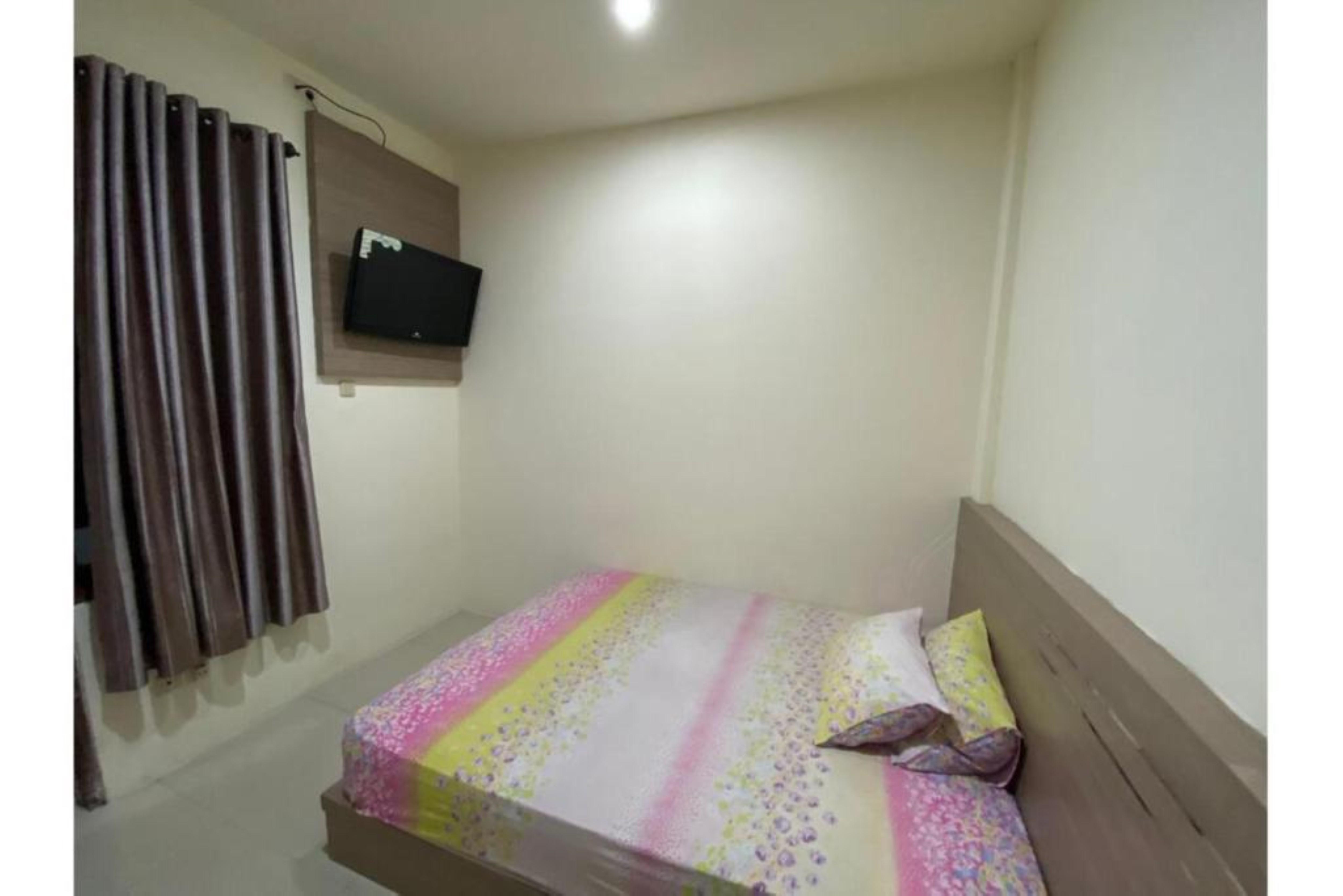 Oyo 2357 Syariah Grand Raudhah Hotel Jakarta Exterior photo